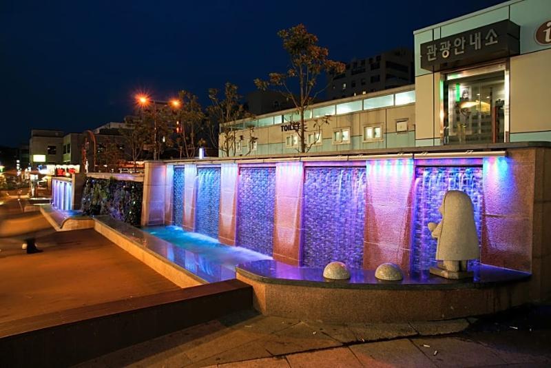 Trevi Hotel Jeju Exteriör bild